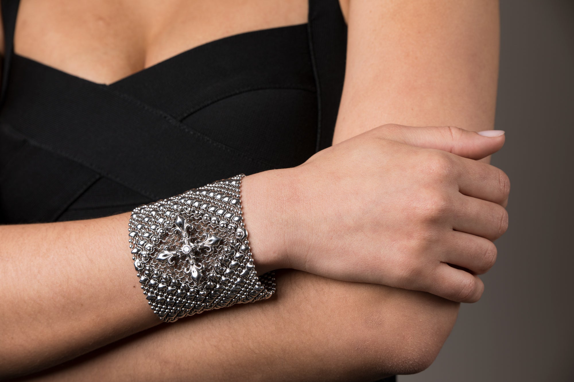 SG Liquid Metal Chainmail CMB7ZCR - AS (antique silver finish) BraceletSG Liquid Metal Chainmail CMB7ZCR - AS (antique silver finish) Bracelet by Sergio Gutierrez