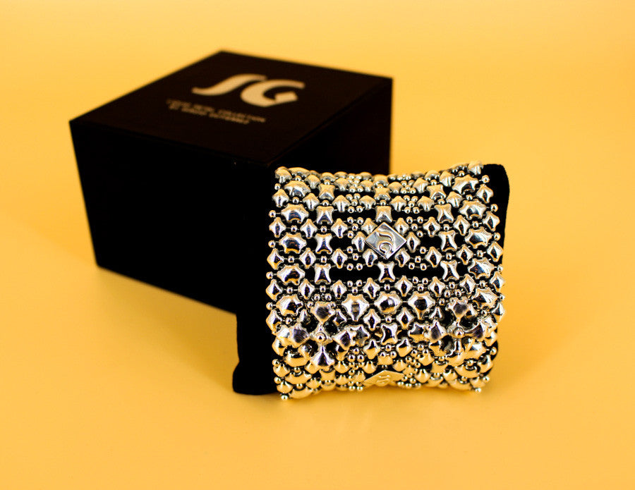 SG Liquid Metal LEB 3862 – Limited Edition BraceletSG Liquid Metal LEB 3862 – Limited Edition Bracelet by Sergio Gutierrez